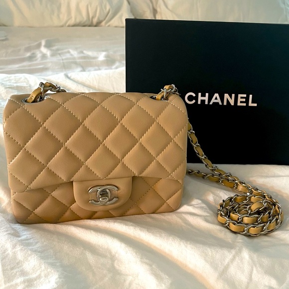 Beige Quilted Leather Bag small classic square lambskin - Picture 2 of 6